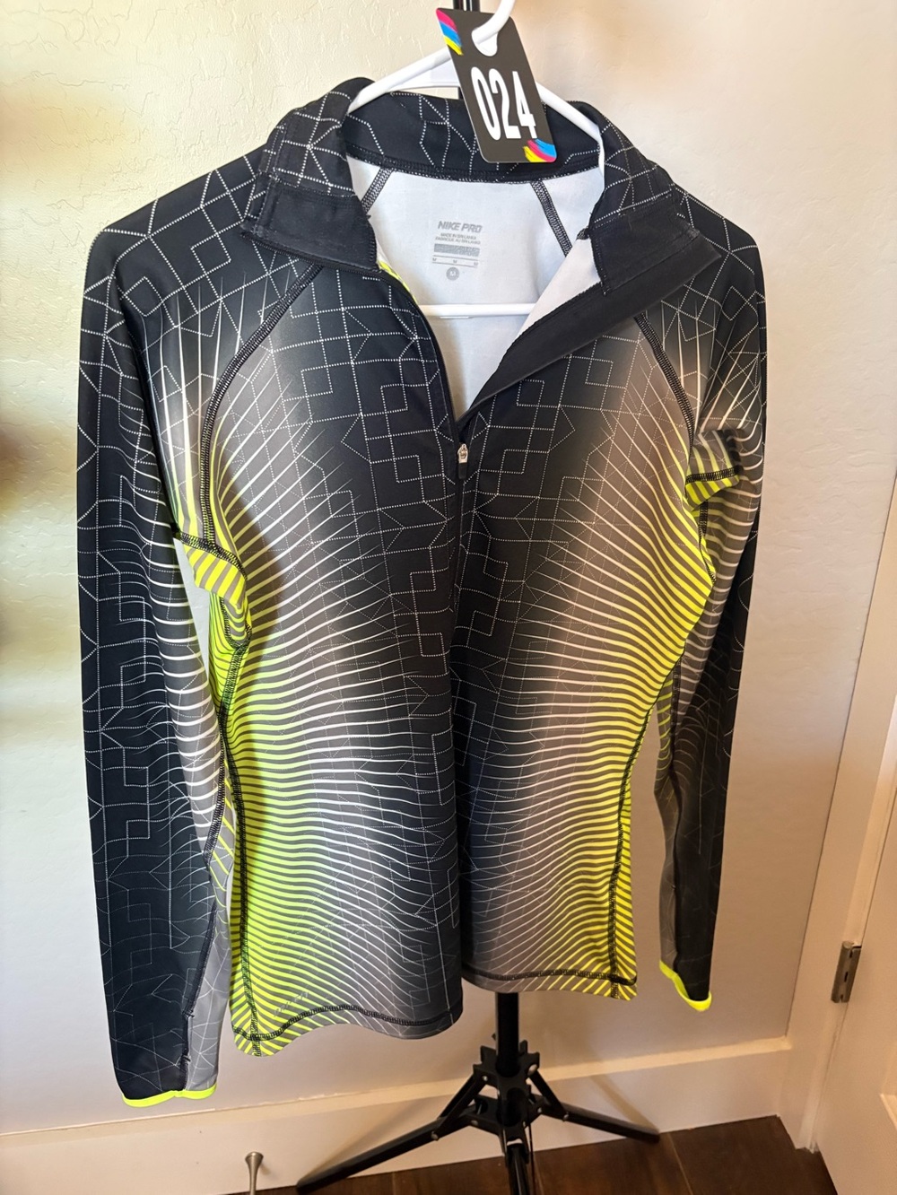 Nike pro Black/Neon Yellow Zip-front jacket